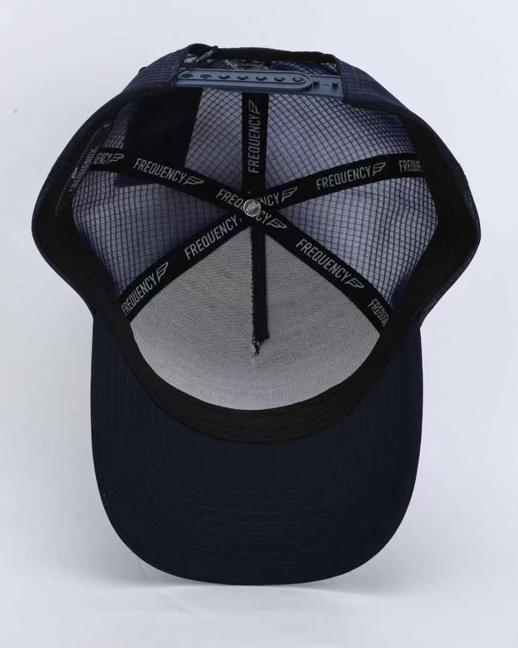 Mens Resolve Mesh Cap - Navy