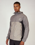 Model is 6'0" and wearing size M